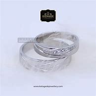 Toko Cincin Tunangan Terdekat